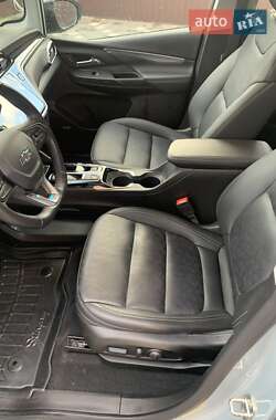 Хэтчбек Chevrolet Bolt EV 2023 в 