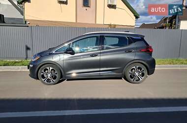 Хетчбек Chevrolet Bolt EV 2017 в 