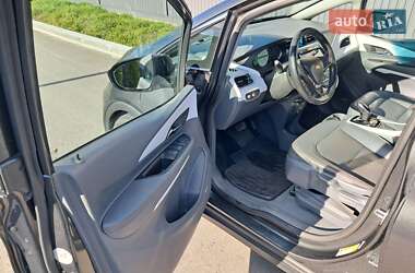 Хетчбек Chevrolet Bolt EV 2017 в 