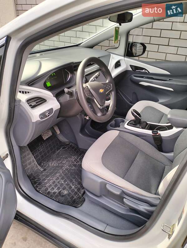 Хэтчбек Chevrolet Bolt EV 2018 в Днепре фото 8 Хэтчбек Chevrolet Bolt EV 2018 в Днепре