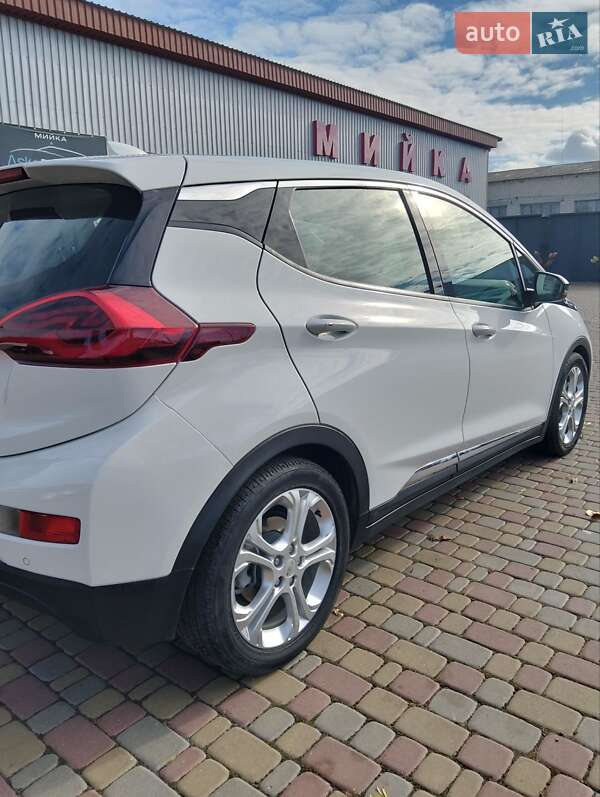 Хетчбек Chevrolet Bolt EV 2016 в Костопілі