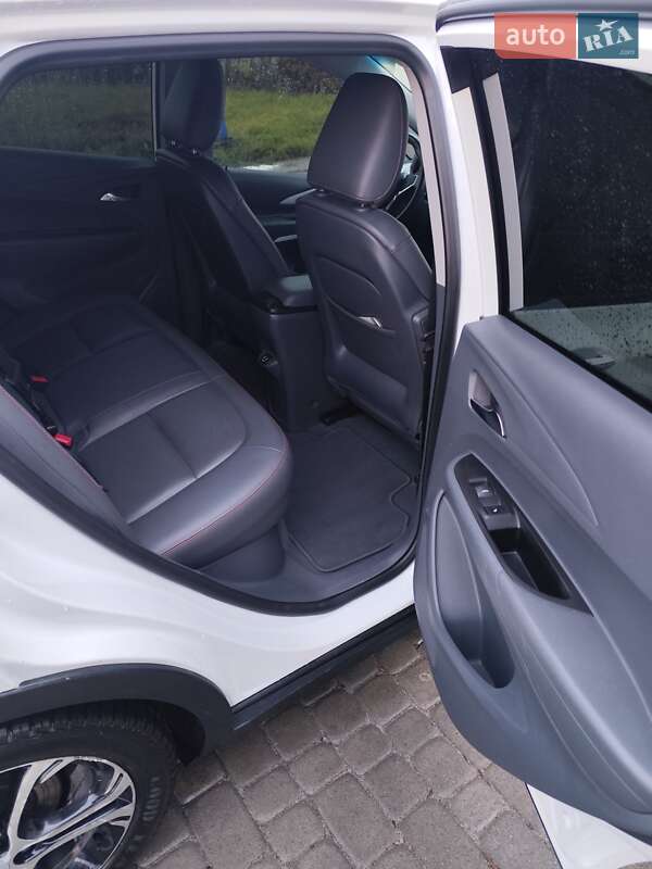 Хетчбек Chevrolet Bolt EV 2017 в Львові фото 13 Хетчбек Chevrolet Bolt EV 2017 в Львові