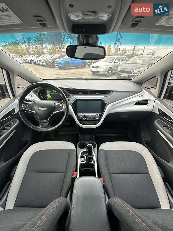 Хетчбек Chevrolet Bolt EV 2018 в Білогородці фото 17 Хетчбек Chevrolet Bolt EV 2018 в Білогородці