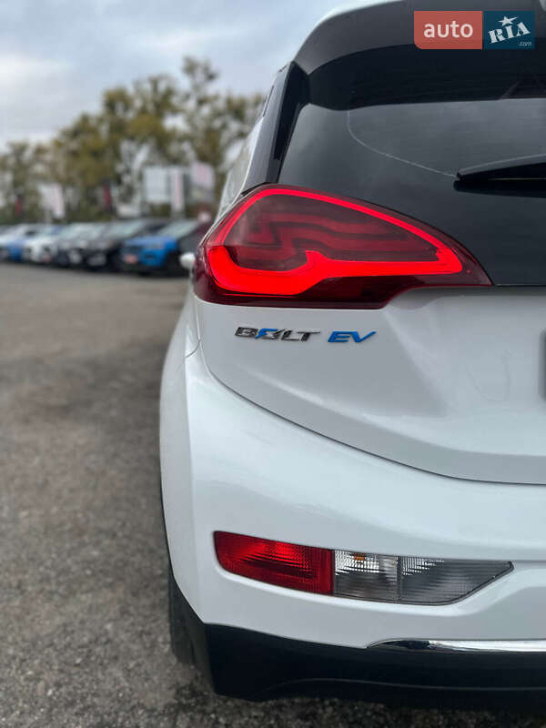 Хетчбек Chevrolet Bolt EV 2018 в Білогородці фото 11 Хетчбек Chevrolet Bolt EV 2018 в Білогородці