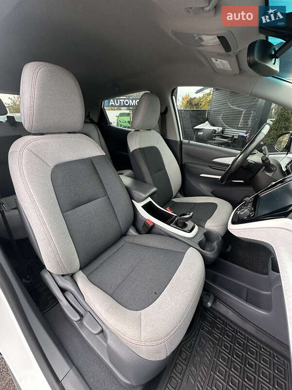 Хетчбек Chevrolet Bolt EV 2018 в Білогородці фото 23 Хетчбек Chevrolet Bolt EV 2018 в Білогородці