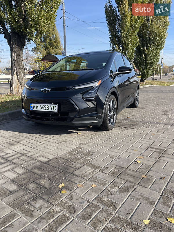Хэтчбек Chevrolet Bolt EV 2022 в Киеве фото 3 Хэтчбек Chevrolet Bolt EV 2022 в Киеве