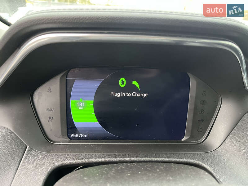 Хэтчбек Chevrolet Bolt EV 2023 в Львове