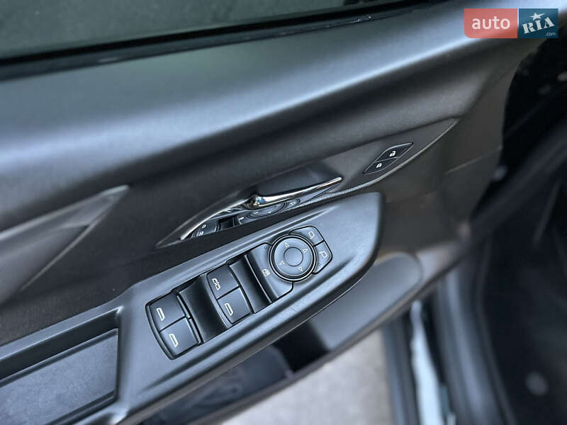Хэтчбек Chevrolet Bolt EV 2023 в Виннице фото 48 Хэтчбек Chevrolet Bolt EV 2023 в Виннице