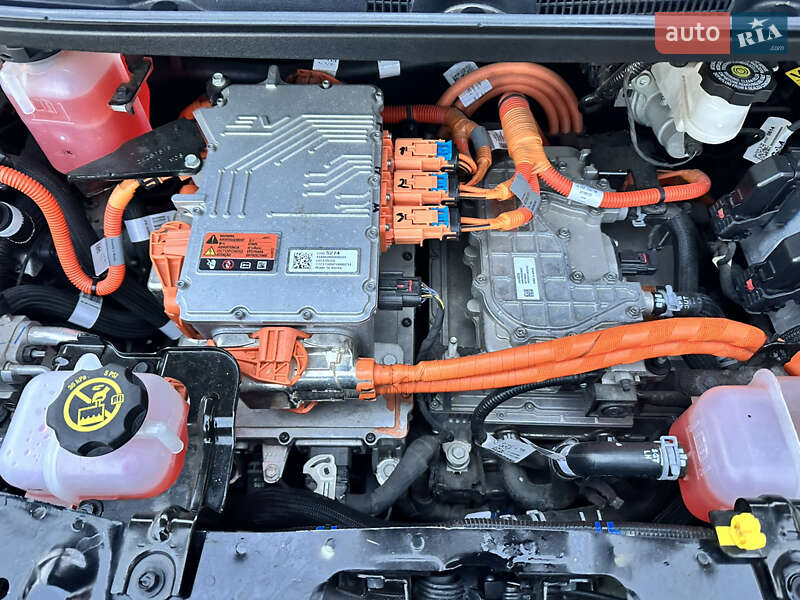 Хэтчбек Chevrolet Bolt EV 2023 в Виннице фото 87 Хэтчбек Chevrolet Bolt EV 2023 в Виннице
