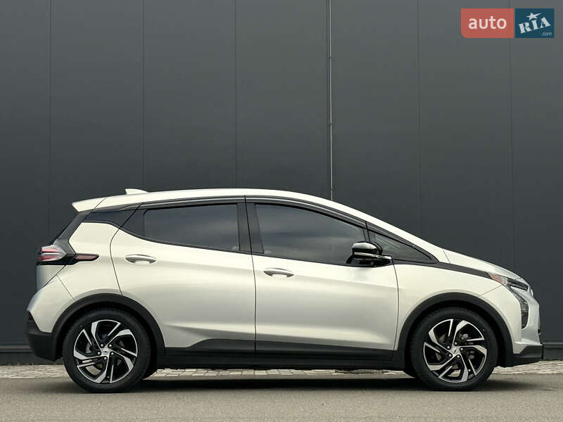 Хэтчбек Chevrolet Bolt EV 2023 в Киеве фото 10 Хэтчбек Chevrolet Bolt EV 2023 в Киеве