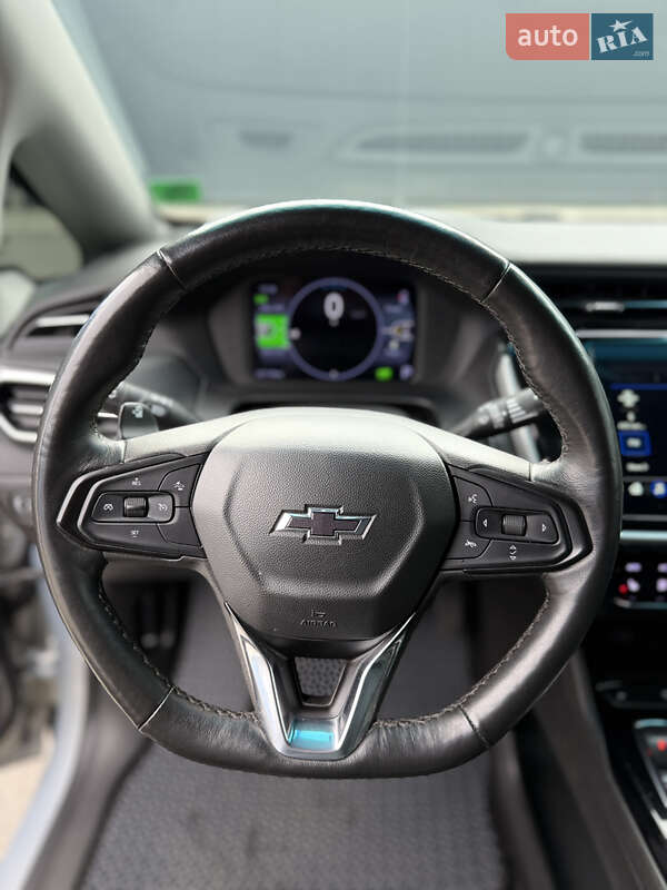 Хэтчбек Chevrolet Bolt EV 2023 в Киеве фото 26 Хэтчбек Chevrolet Bolt EV 2023 в Киеве
