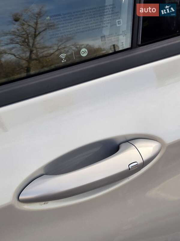 Хэтчбек Chevrolet Bolt EV 2023 в Виннице фото 23 Хэтчбек Chevrolet Bolt EV 2023 в Виннице