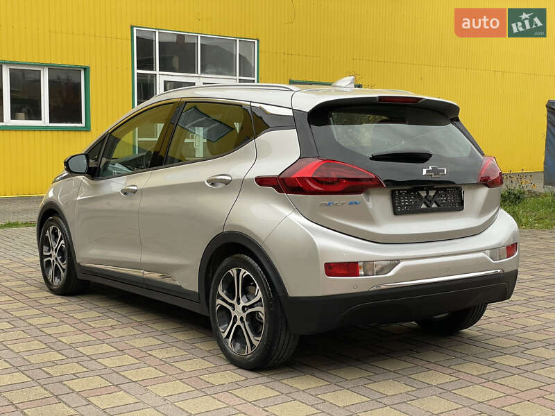 Хетчбек Chevrolet Bolt EV 2020 в Стрию