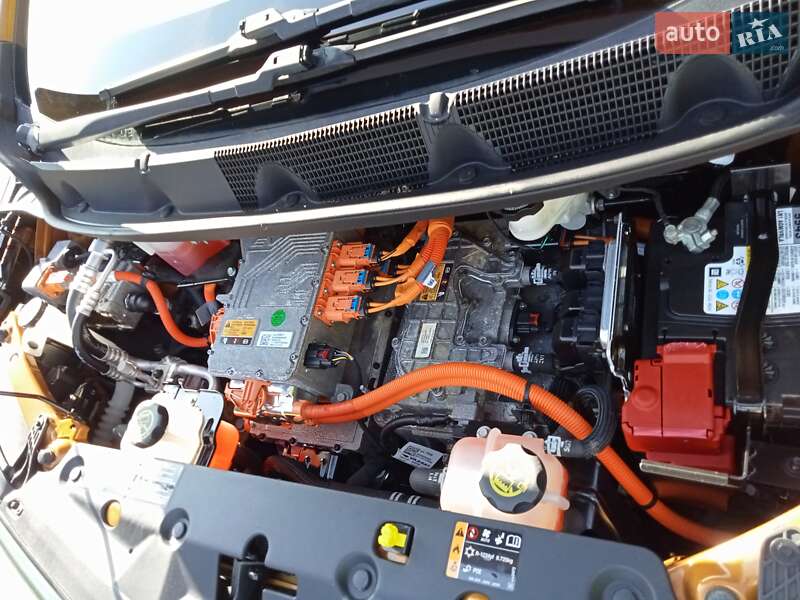 Хэтчбек Chevrolet Bolt EV 2017 в Ужгороде