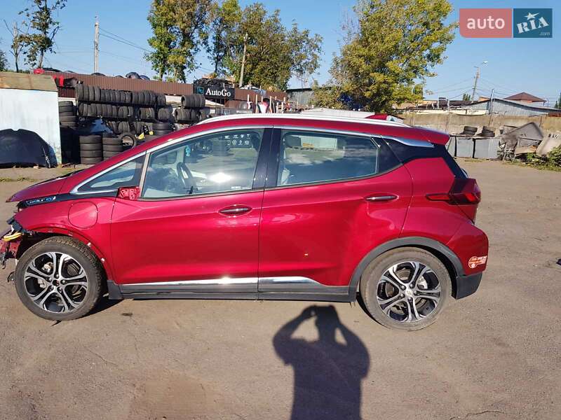 Хэтчбек Chevrolet Bolt EV 2018 в Виннице
