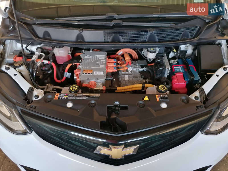 Хетчбек Chevrolet Bolt EV 2020 в Києві