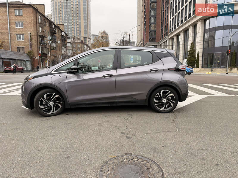 Хэтчбек Chevrolet Bolt EV 2023 в Киеве фото 5 Хэтчбек Chevrolet Bolt EV 2023 в Киеве