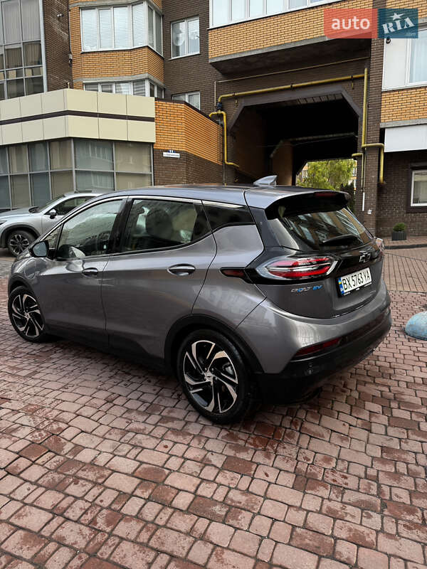 Хетчбек Chevrolet Bolt EV 2023 в Хмельницькому фото 4 Хетчбек Chevrolet Bolt EV 2023 в Хмельницькому