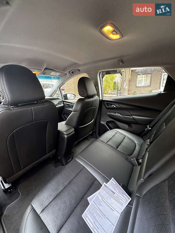 Хетчбек Chevrolet Bolt EV 2023 в Хмельницькому фото 10 Хетчбек Chevrolet Bolt EV 2023 в Хмельницькому