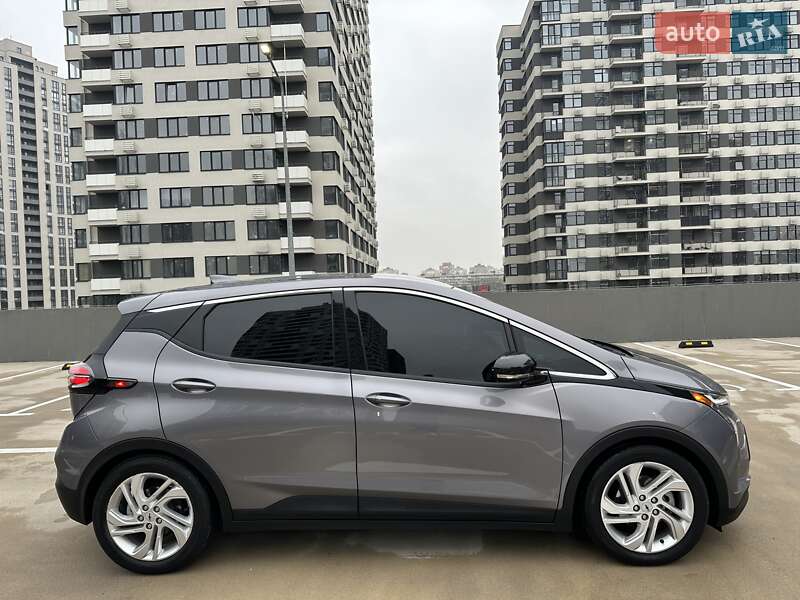 Хэтчбек Chevrolet Bolt EV 2022 в Киеве фото 9 Хэтчбек Chevrolet Bolt EV 2022 в Киеве