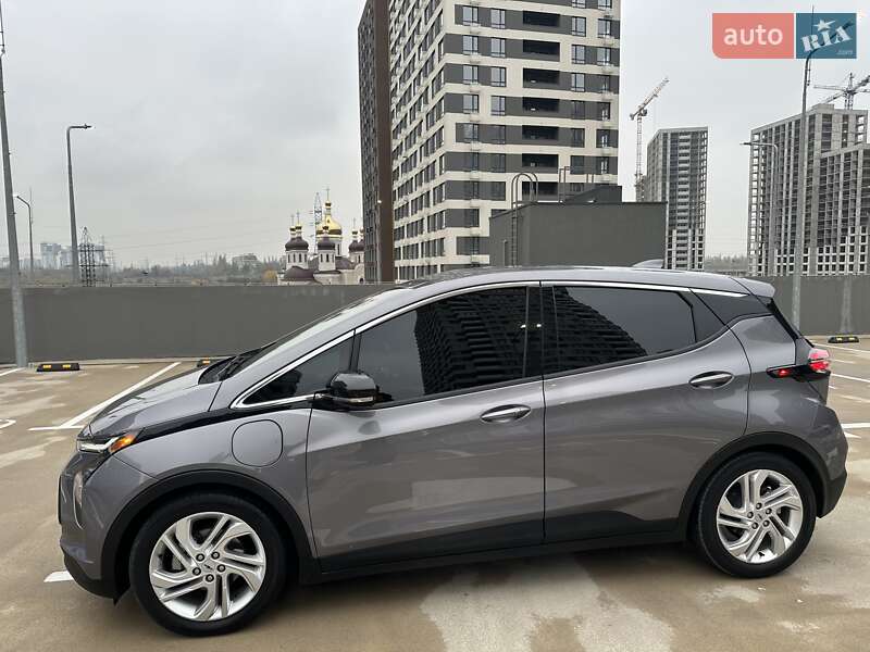 Хэтчбек Chevrolet Bolt EV 2022 в Киеве фото 18 Хэтчбек Chevrolet Bolt EV 2022 в Киеве