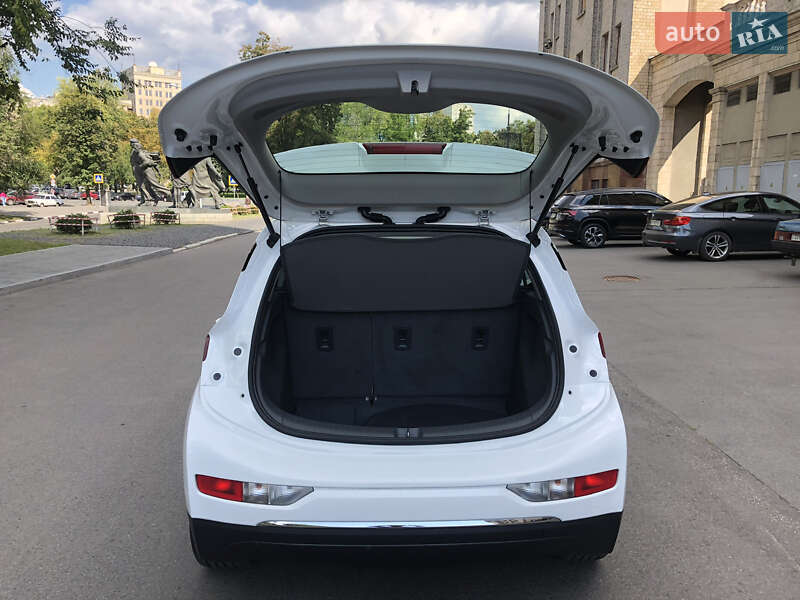 Хетчбек Chevrolet Bolt EV 2017 в Харкові