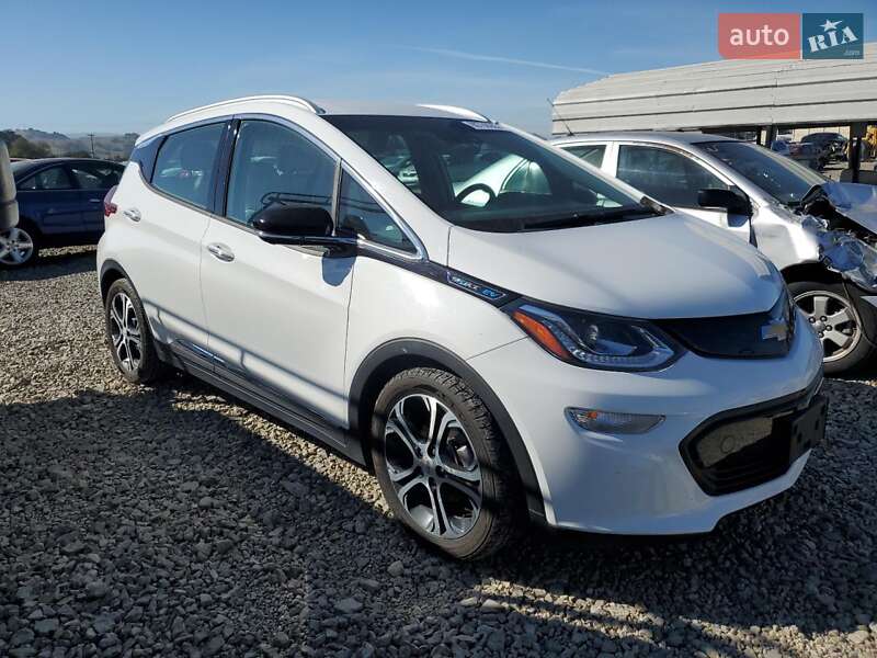 Хетчбек Chevrolet Bolt EV 2019 в Чернівцях