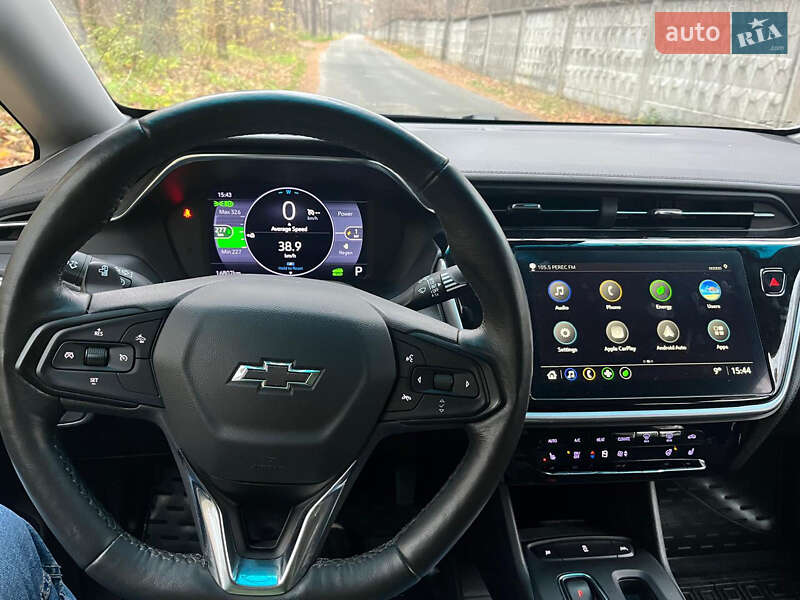 Хэтчбек Chevrolet Bolt EV 2023 в Киеве