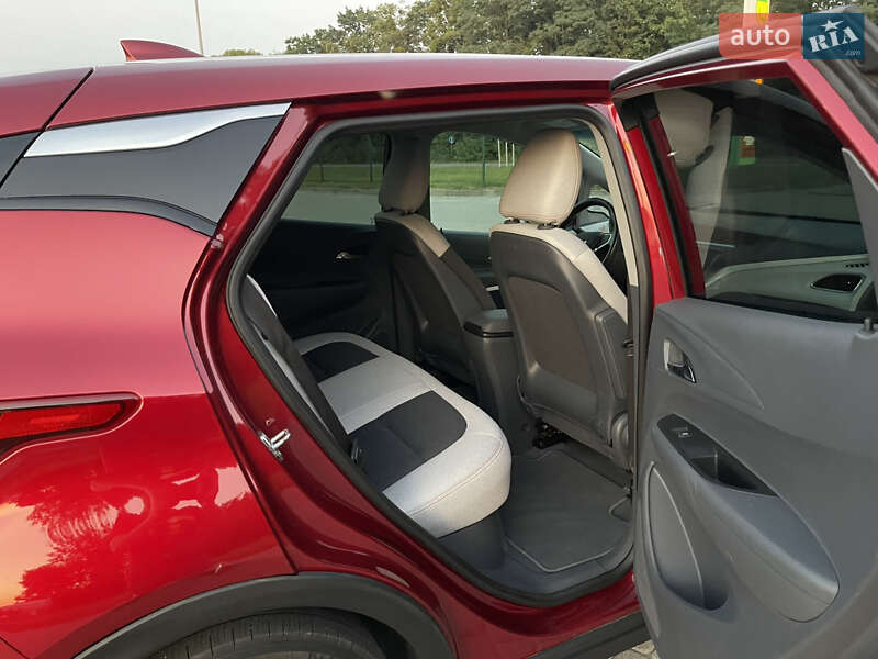 Хетчбек Chevrolet Bolt EV 2020 в Радивиліві