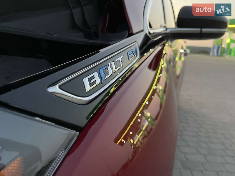 Хетчбек Chevrolet Bolt EV 2020 в Радивиліві