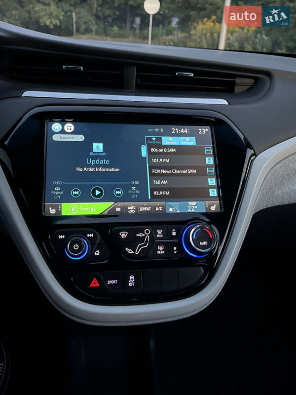 Хетчбек Chevrolet Bolt EV 2020 в Радивиліві