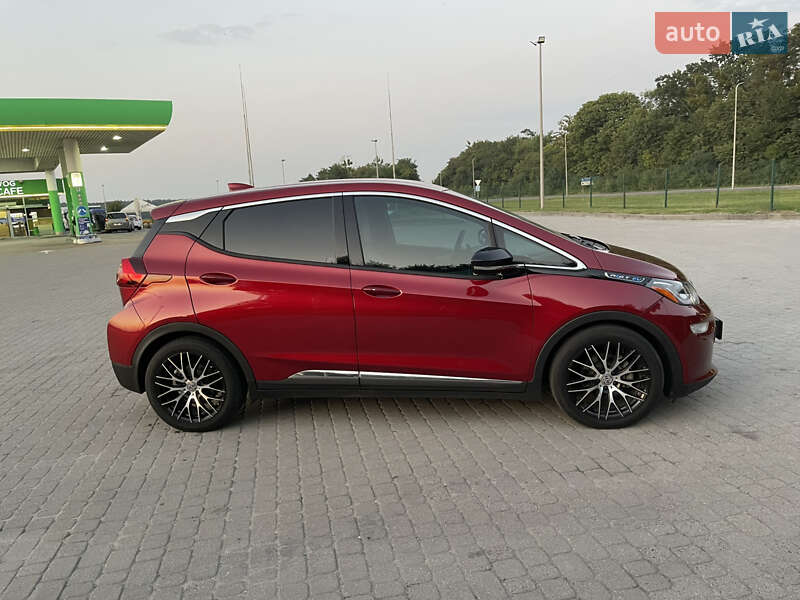 Хетчбек Chevrolet Bolt EV 2020 в Радивиліві