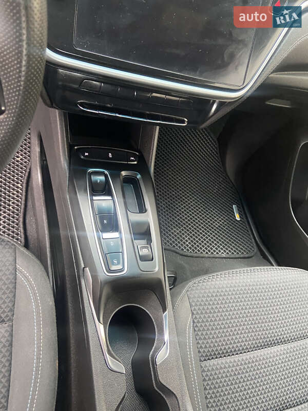 Хетчбек Chevrolet Bolt EV 2023 в Києві фото 21 Хетчбек Chevrolet Bolt EV 2023 в Києві