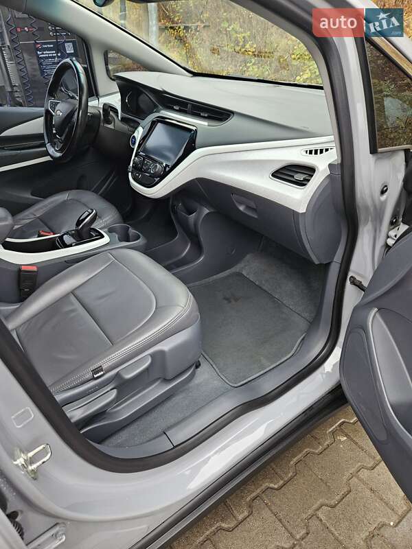 Хетчбек Chevrolet Bolt EV 2021 в Львові