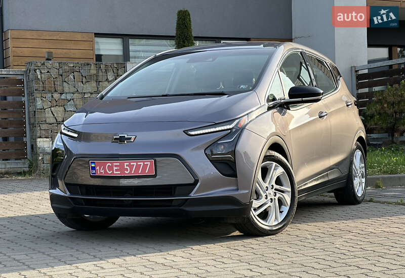 Хэтчбек Chevrolet Bolt EV 2023 в Стрые