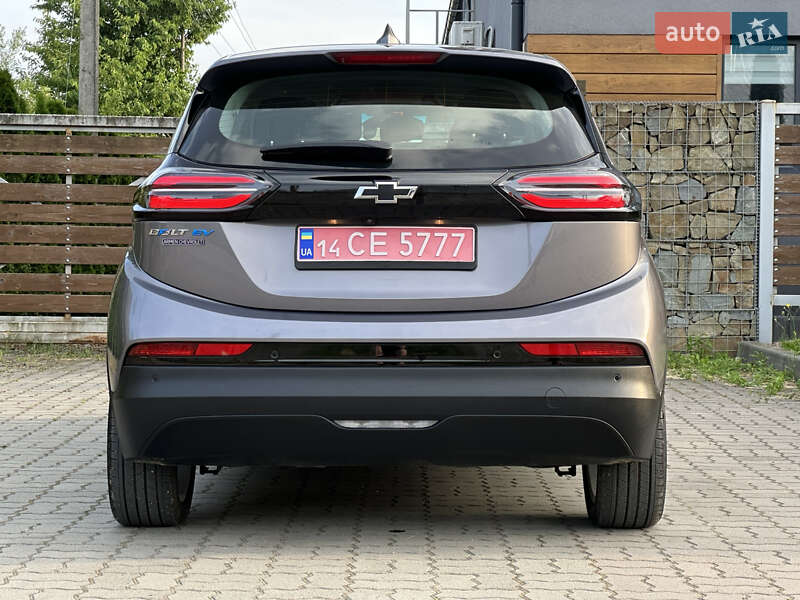 Хэтчбек Chevrolet Bolt EV 2023 в Стрые