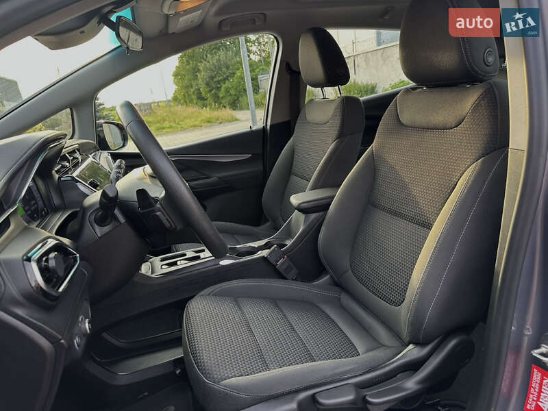 Хэтчбек Chevrolet Bolt EV 2023 в Стрые