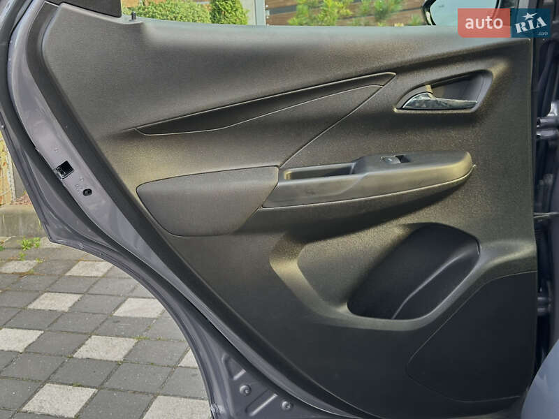 Хэтчбек Chevrolet Bolt EV 2023 в Стрые