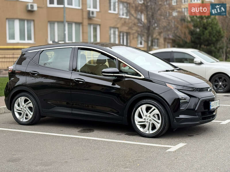 Хетчбек Chevrolet Bolt EV 2023 в Києві