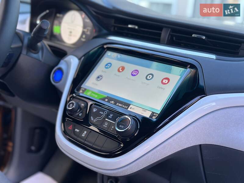 Хэтчбек Chevrolet Bolt EV 2017 в Трускавце