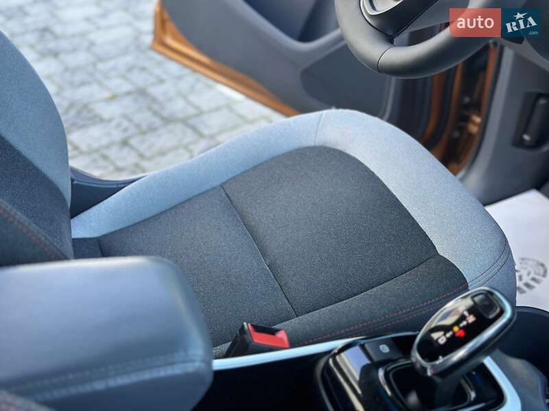 Хэтчбек Chevrolet Bolt EV 2017 в Трускавце