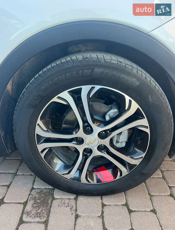 Хетчбек Chevrolet Bolt EV 2017 в Львові