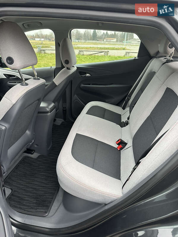 Хэтчбек Chevrolet Bolt EV 2018 в Львове фото 18 Хэтчбек Chevrolet Bolt EV 2018 в Львове