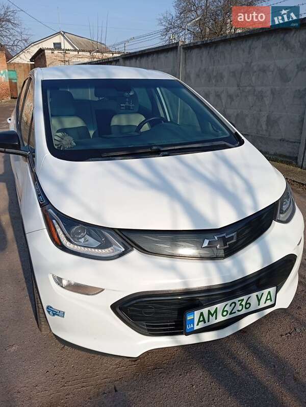 Хэтчбек Chevrolet Bolt EV 2018 в Житомире фото 11 Хэтчбек Chevrolet Bolt EV 2018 в Житомире