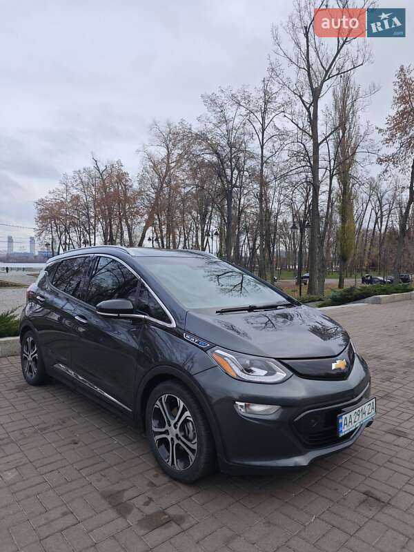 Хетчбек Chevrolet Bolt EV 2017 в Києві фото 2 Хетчбек Chevrolet Bolt EV 2017 в Києві