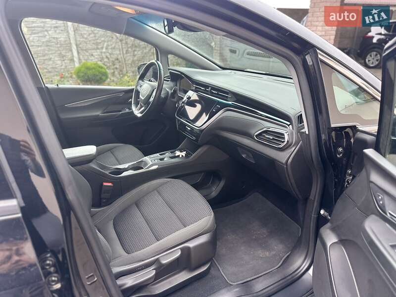 Хэтчбек Chevrolet Bolt EV 2023 в Виннице
