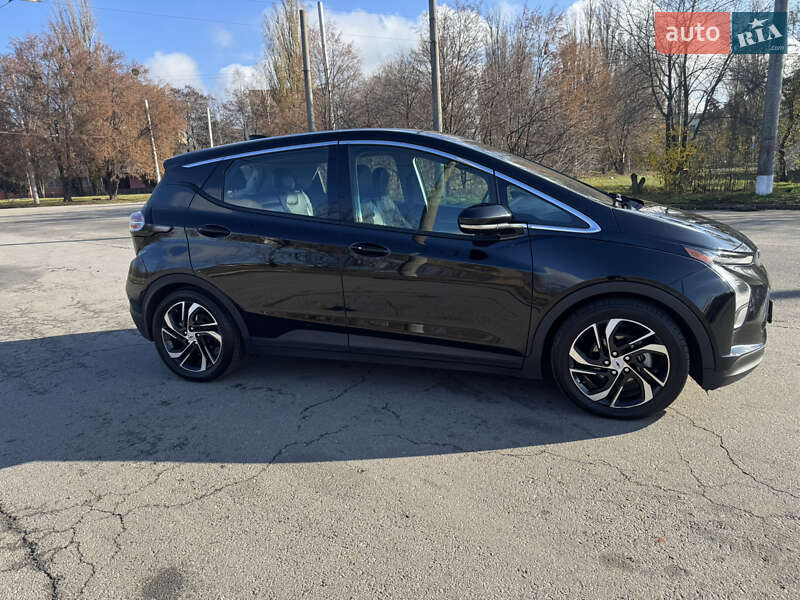 Хэтчбек Chevrolet Bolt EV 2023 в Полтаве фото 5 Хэтчбек Chevrolet Bolt EV 2023 в Полтаве