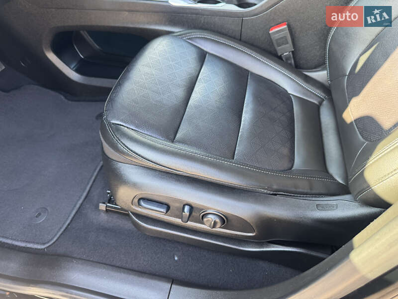 Хэтчбек Chevrolet Bolt EV 2023 в Полтаве фото 9 Хэтчбек Chevrolet Bolt EV 2023 в Полтаве