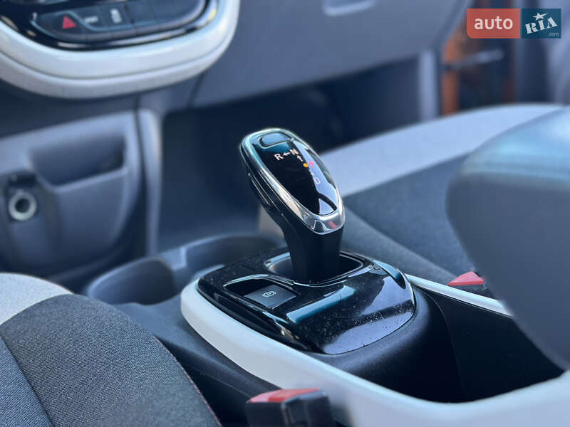 Хетчбек Chevrolet Bolt EV 2017 в Трускавці