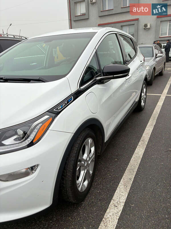 Хетчбек Chevrolet Bolt EV 2020 в Львові